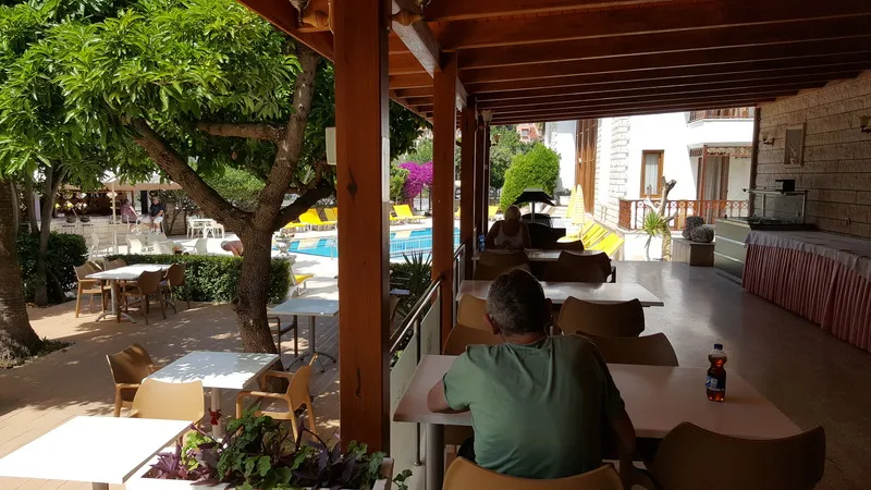 Terrace, Felice, Antalya