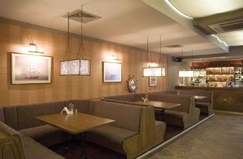 Bar, Mistral Balchik, Varna