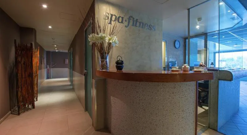 Sports and Entertainment, Dolce By Wyndham Barcelona Resort, Barcelona
