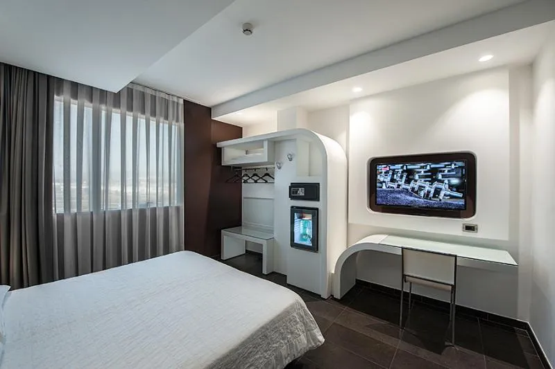 Room, Hotel Testani, Rome