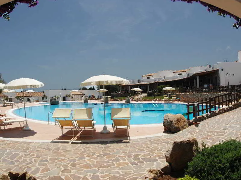 Pool, Nuraghe Arvu, Olbia
