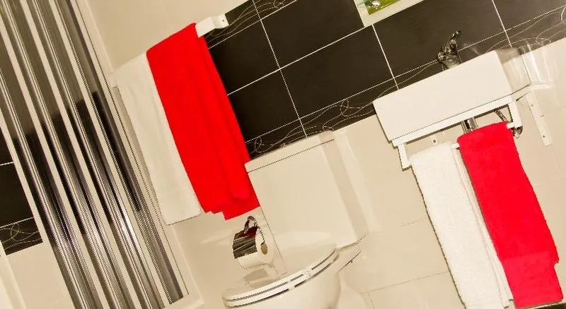 Room, Vila Nova Guesthouse, Lisbon