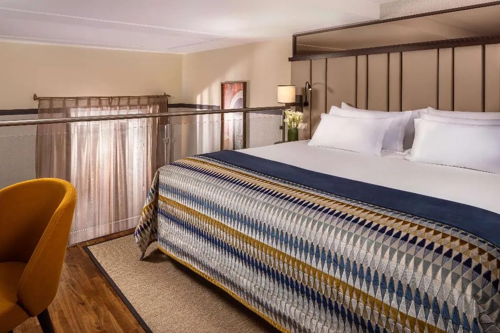 JUNIOR SUITE WITH BALCONY Room, NH Collection Madrid Palacio de Tepa, Madrid