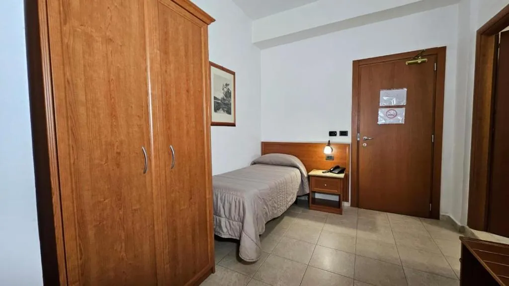 SINGLE STANDARD Room, GH Hotel & Restaurant, Palermo