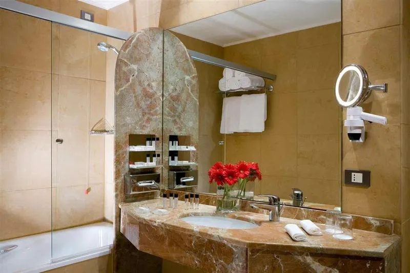 Double or Twin STANDARD Room, Mercure Roma West, Rome