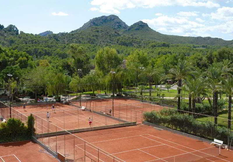 Sports and Entertainment, Beach Club Font de Sa Cala, Majorca