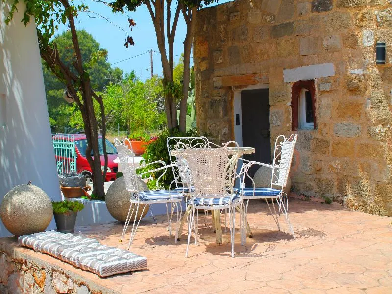 Restaurant, Melody Studios, Rhodes