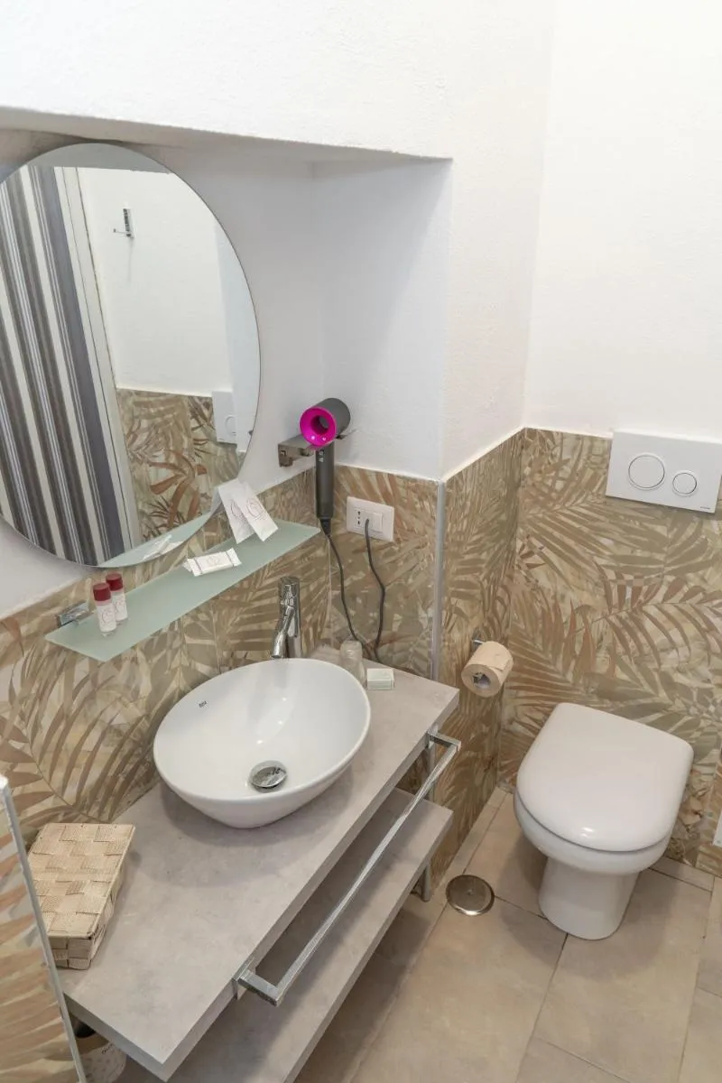 Double or Twin STANDARD Room, The Sun Hotel Boutique, Naples