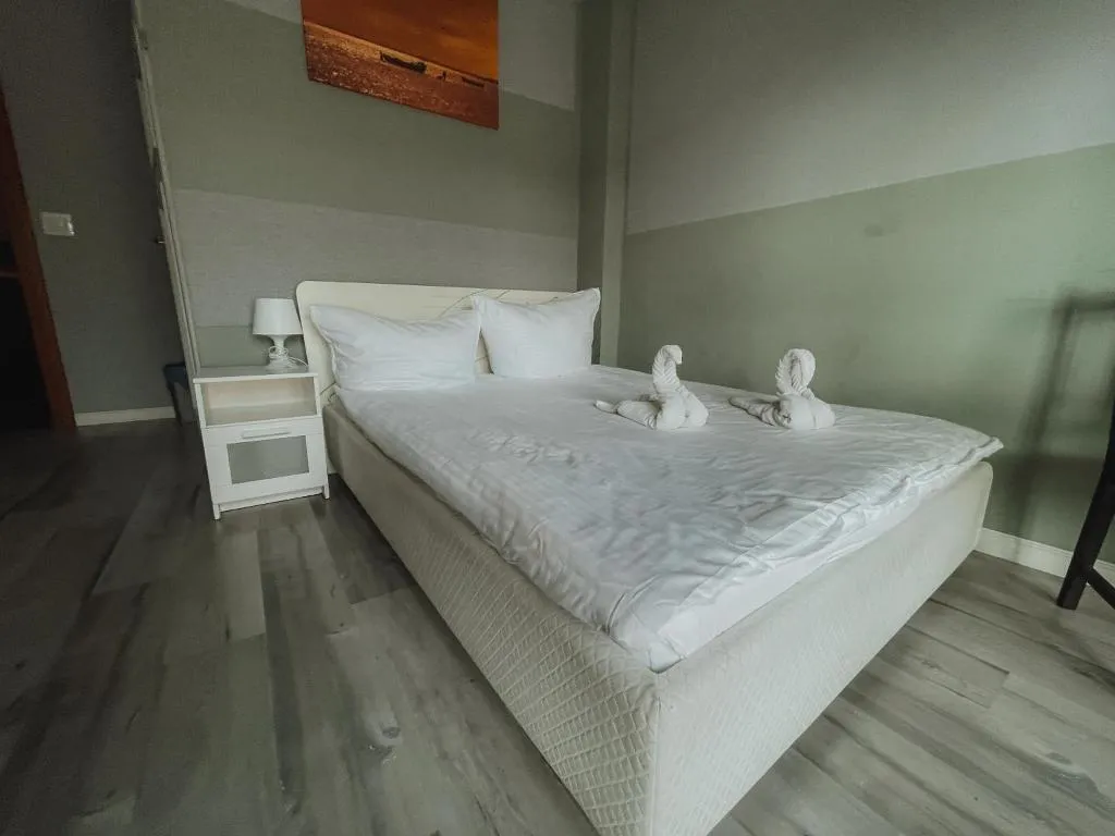 DOUBLE QUEEN SIZE BED Room, Central Sopot, Gdansk