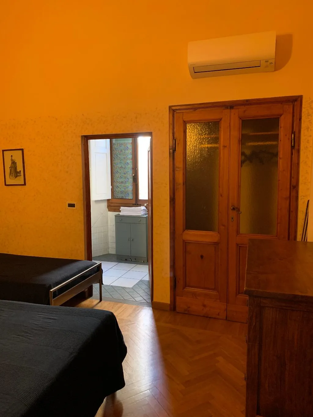 APARTMENT ONE BED Room, Gemini City Centre Studios, Florence