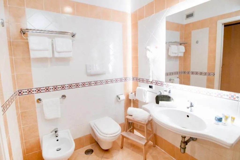 DOUBLE COMFORT Room, Rivage Hotel, Naples