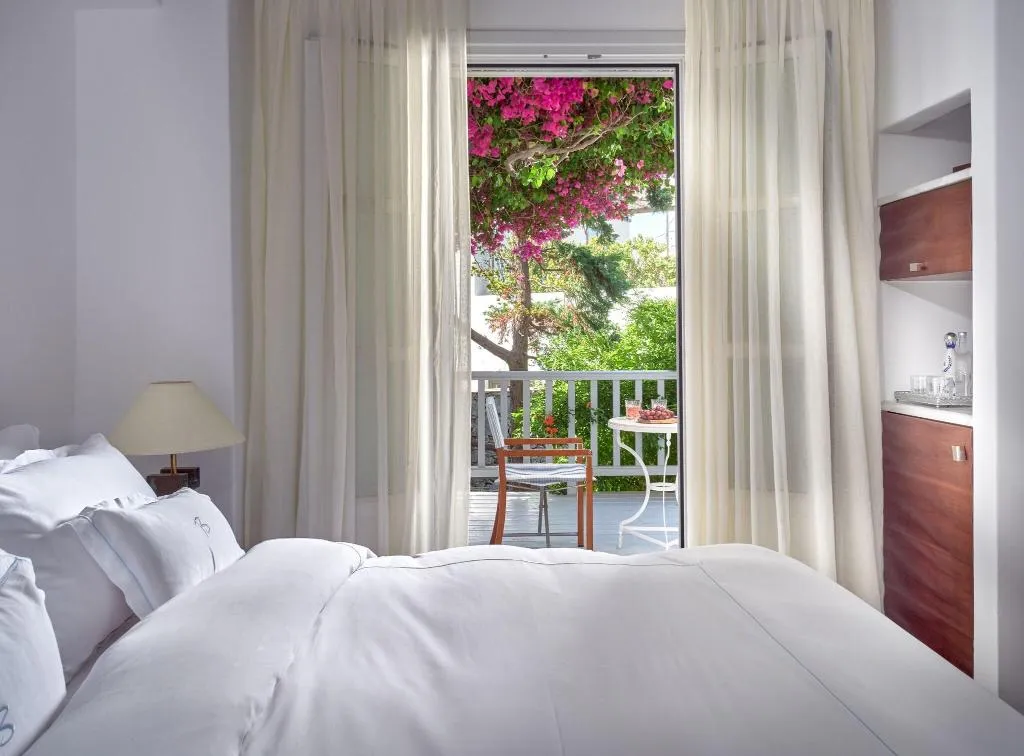 DOUBLE WITH VIEWS Room, Belvedere hotel, Mykonos