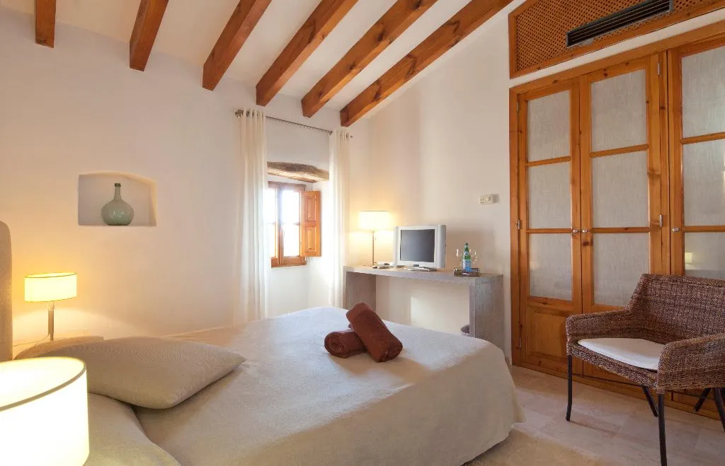 DOUBLE SINGLE USE DELUXE Room, Ses Cases de Fetget, Majorca