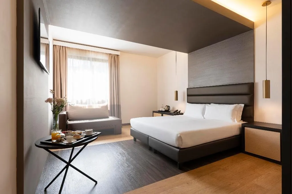 DOUBLE SUPERIOR Room, WarmtHotel, Rome