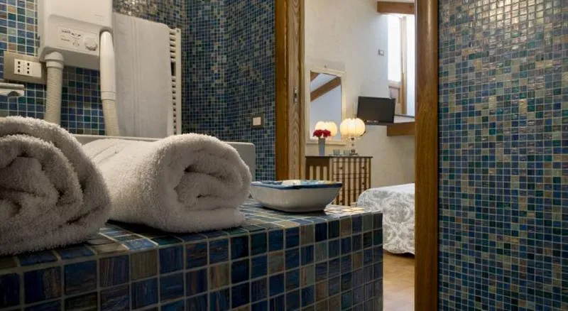 QUADRUPLE STANDARD Room, Lubra Casa Relax, Naples