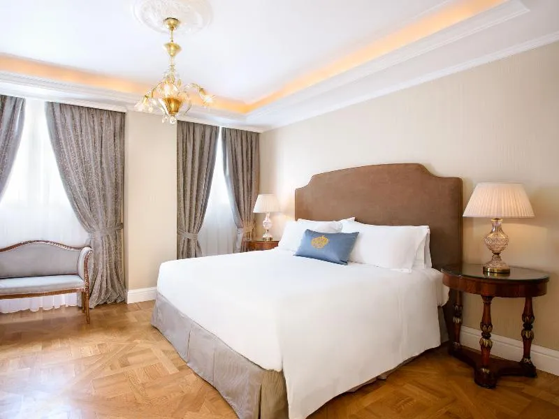 Room, King George A Luxury Collection Hotel, Athens