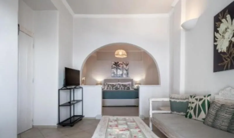 SUITE WITH VIEWS Room, Athermi Suites, Santorini