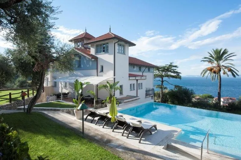 General view, Villa Sabrina Relais, Naples
