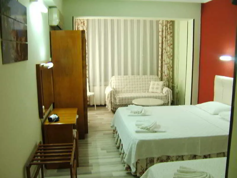 Room, Yildirim Hotel, Izmir