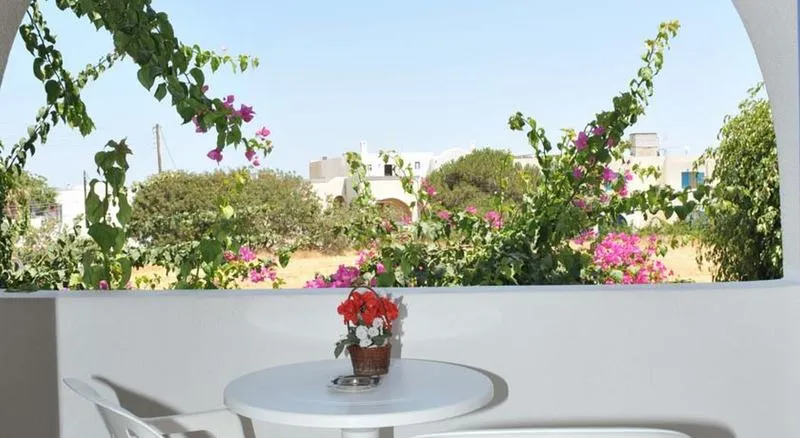 Room, Proteas Hotel, Santorini