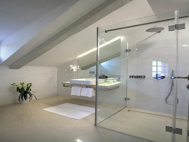 Double or Twin DELUXE Room, Bishops House, Prague