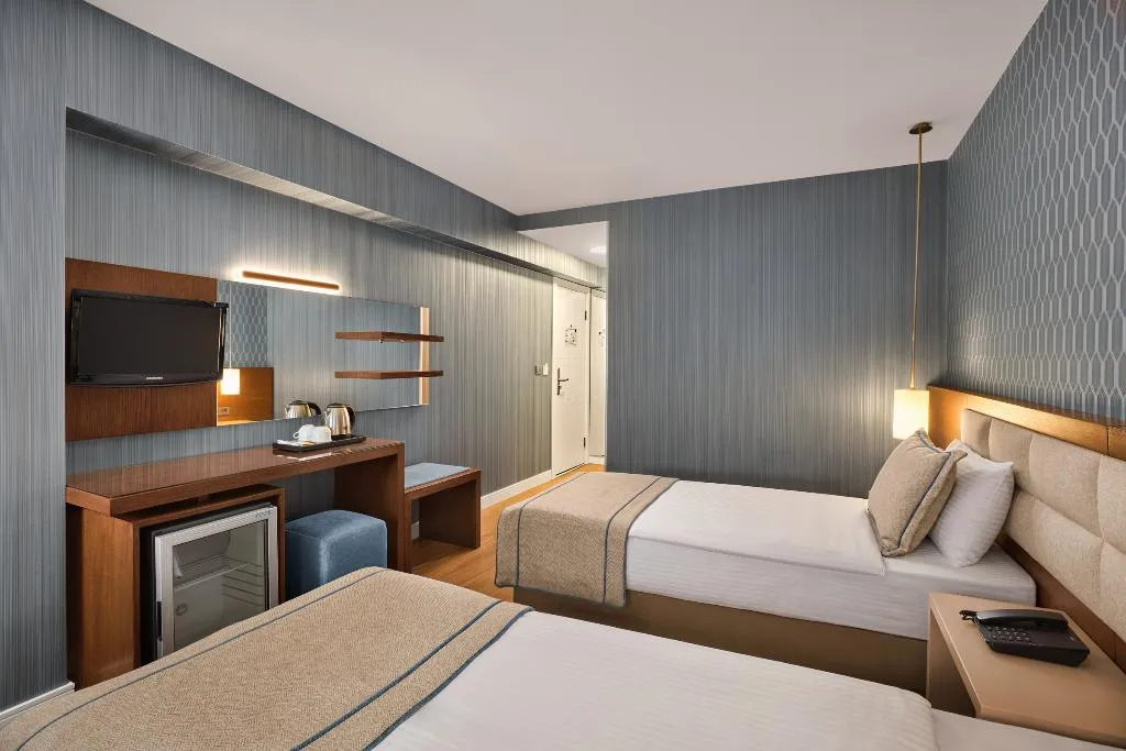 TWIN TWO BEDS Room, The New Zeybek Hotel, Izmir