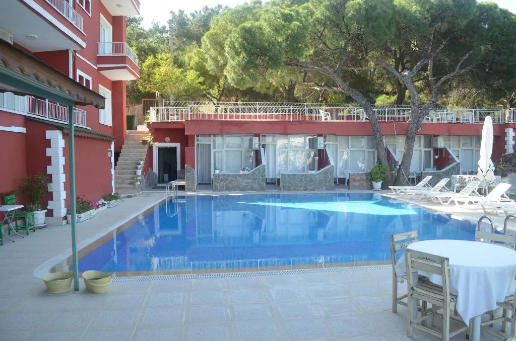 Sports and Entertainment, Tunc Otel, Izmir