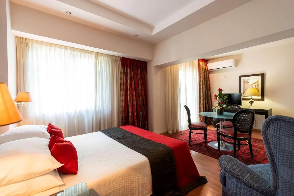 JUNIOR SUITE NON SMOKING Room, Best Western Plus Embassy Hotel, Athens