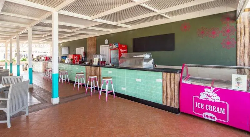 Bar, Caribbean World, Red Sea Riviera