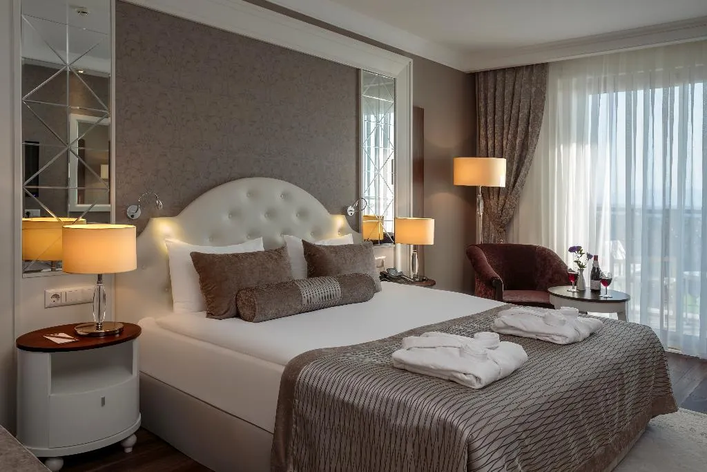 FAMILY ROOM SEA VIEW Room, Sunis Efes Royal Palace Resort & Spa Hotel, Izmir