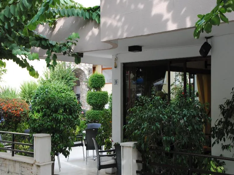 Terrace, Yiorgos, Kos