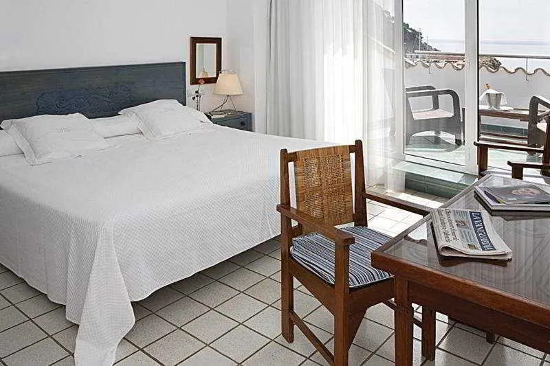 Room, Llevant, Costa Brava