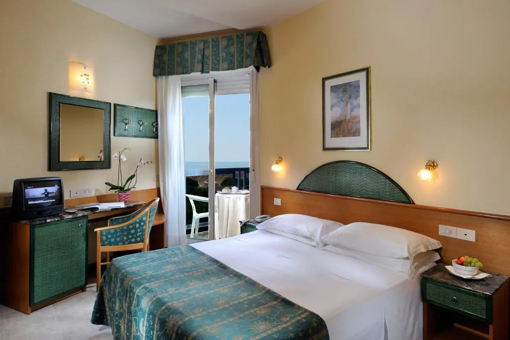 TRIPLE STANDARD Room, Hotel Bellevue, Venice