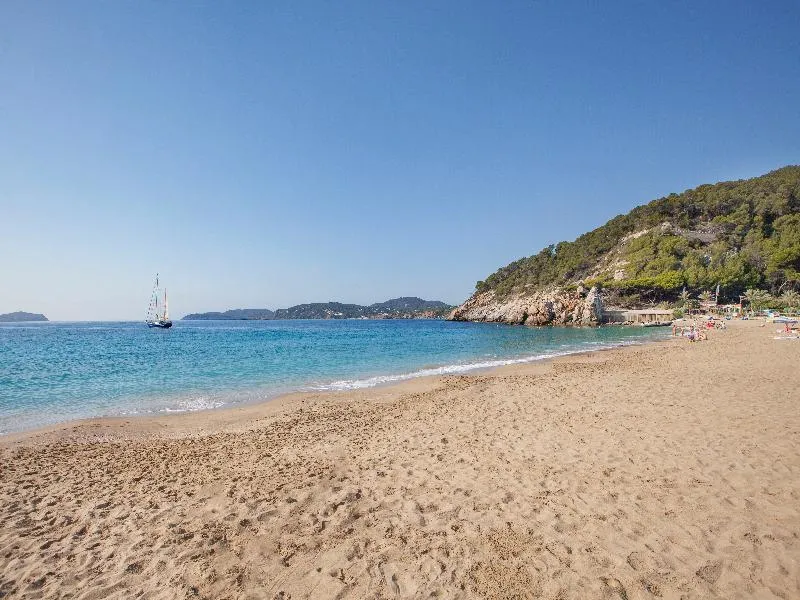 Beach, Grupotel Cala San Vicente, Ibiza