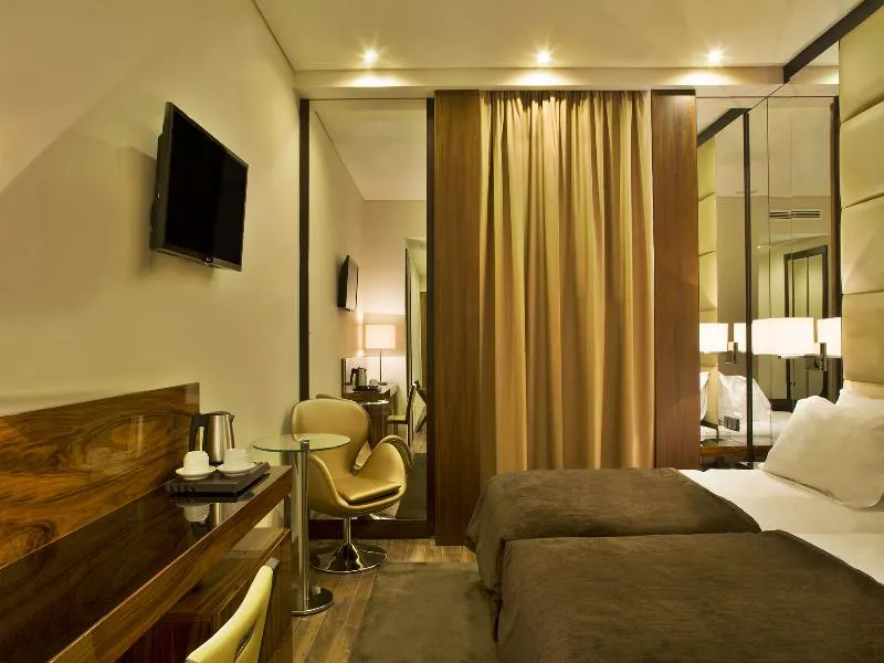 Double or Twin STANDARD Room, Turim Av Liberdade Hotel, Lisbon