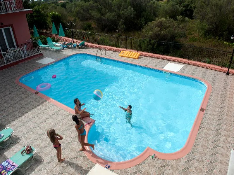 Pool, Paradise Studios, Kefallinia
