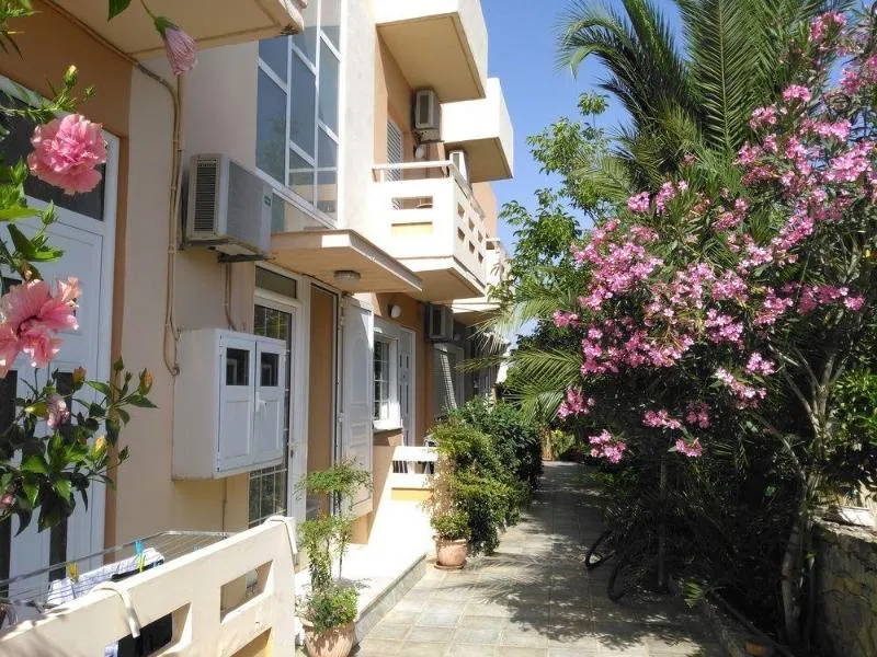 Lobby, Zorbas Apartments, Crete