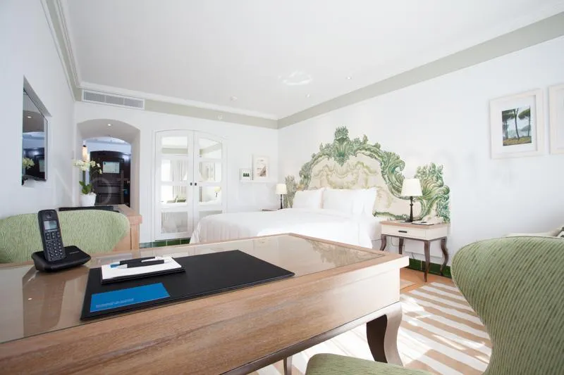 Room, Pine Cliffs Hotel, a Luxury Collection Resort, Algarve