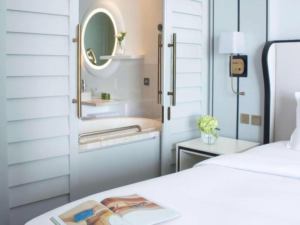 Room, Sofitel Dubai Jumeirah Beach, Dubai