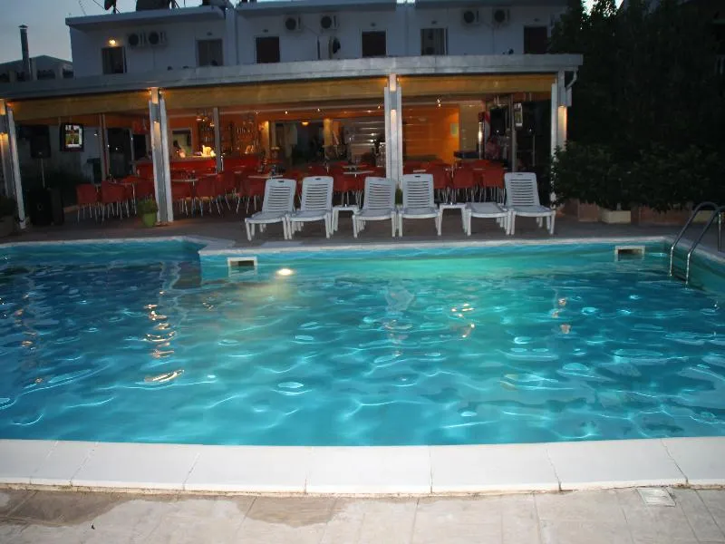 Room, Kavos Central, Corfu