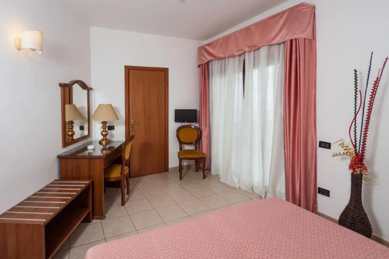 DOUBLE SINGLE USE WITH BALCONY Room, Andromaco, Taormina