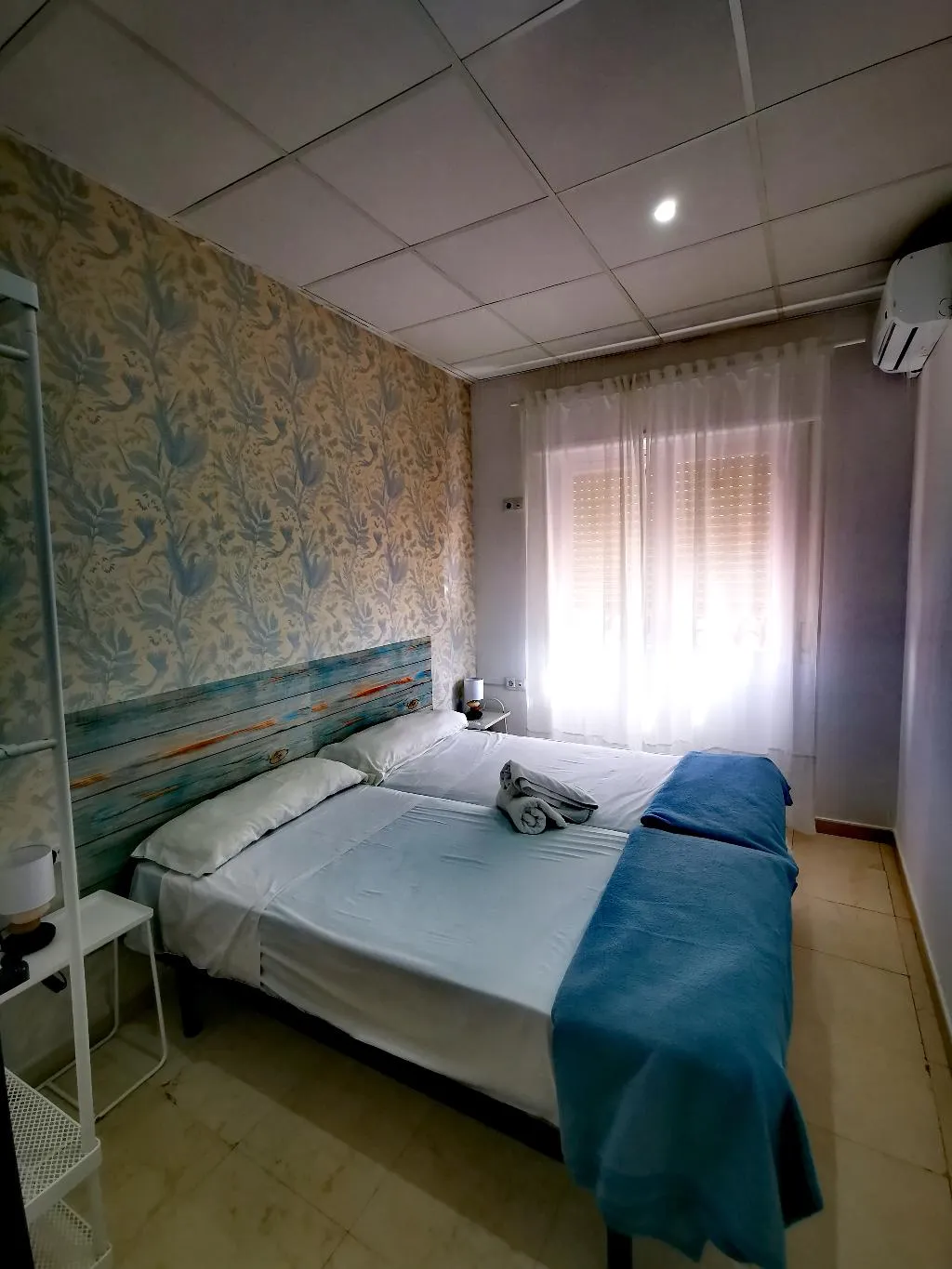 Double or Twin STANDARD Room, Feel Hostel City Center Malaga, Costa Del Sol