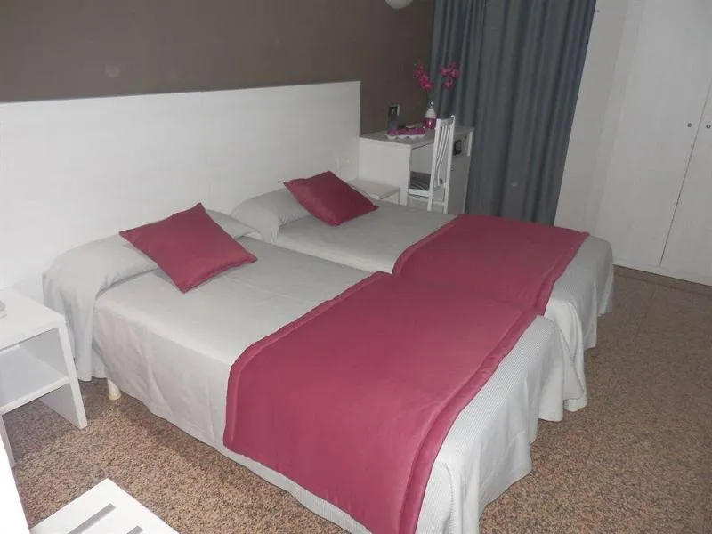 DOUBLE SINGLE USE STANDARD Room, Nuevo Triunfo, Barcelona