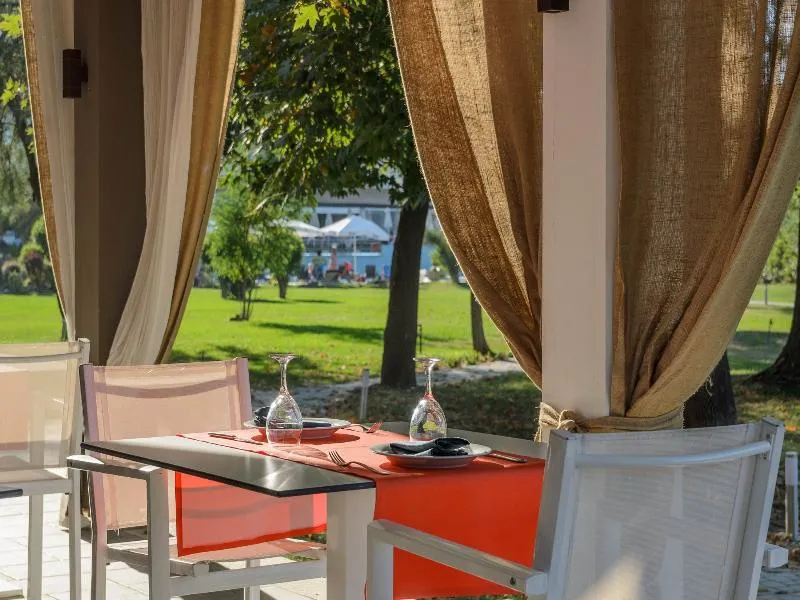 Restaurant, Olympian Bay Grand Resort, Thessaloniki