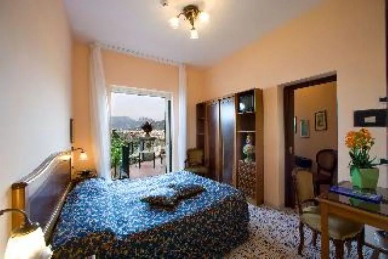 Double or Twin DELUXE SEA VIEW Room, La Tonnarella, Naples