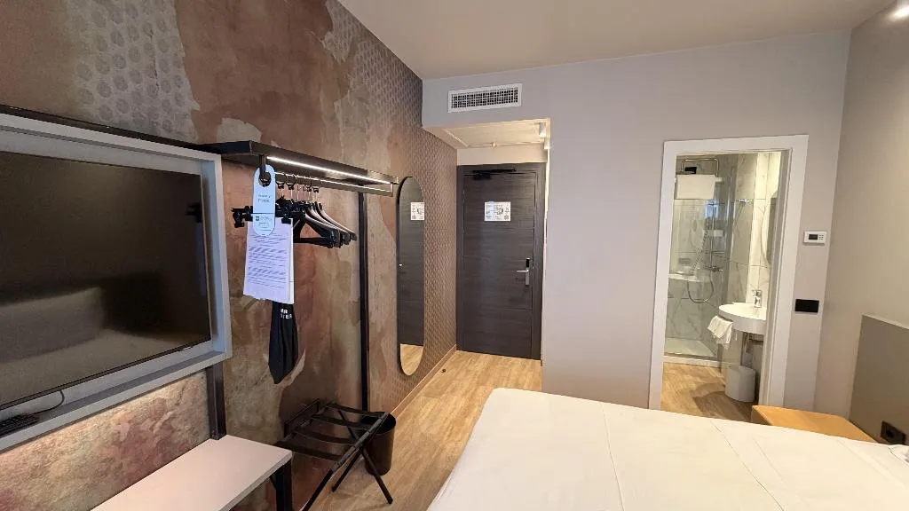 DOUBLE COMFORT Room, Astoria Sure Hotel Collection by Best Western, Milan