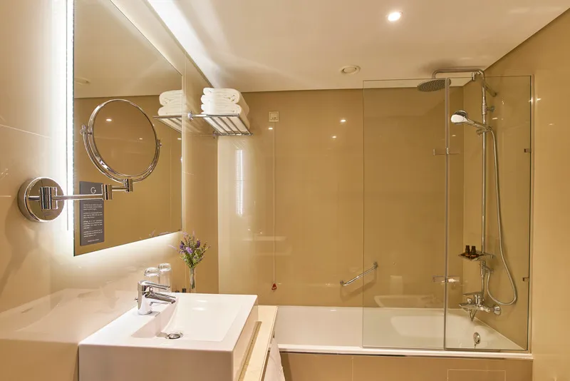 Double or Twin SUPERIOR Room, PortoBay Marques, Lisbon