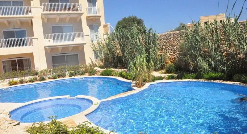 Pool, Misrah Simar, Gozo