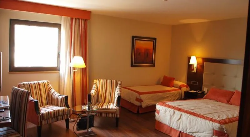 TRIPLE STANDARD Room, Hotel Mirador De Gredos, Madrid