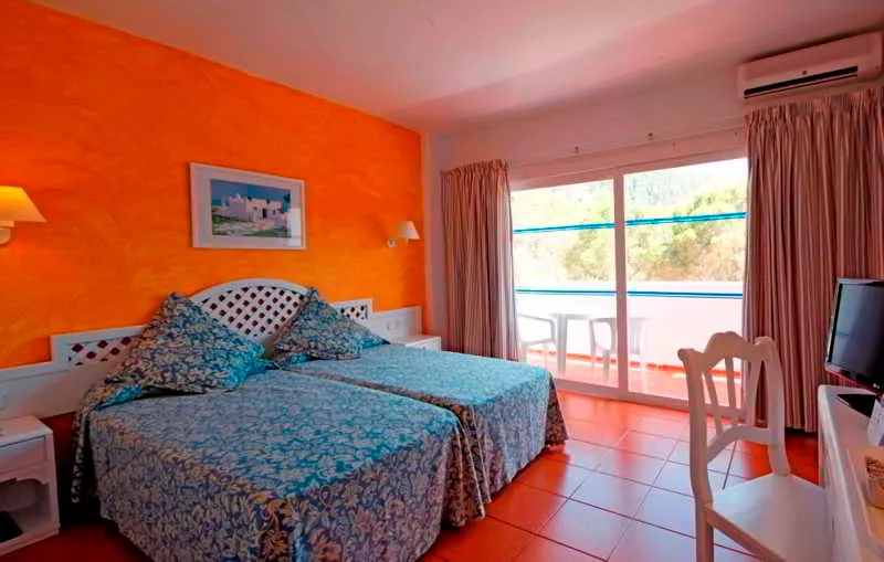 Room, Presidente, Ibiza